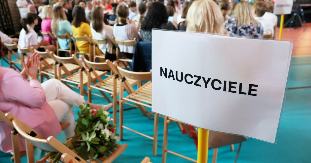 Sejm zdecydował. Nauczyciele odzyskają pieniądze za niezrealizowane godziny