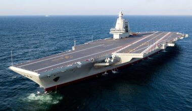 Kolejny chiński lotnisko­wiec jednak atomowy