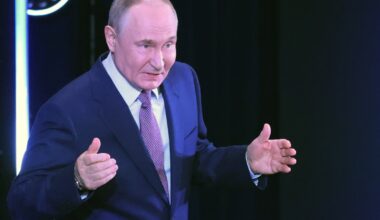 Prezydent Rosji Władimir Putin podczas kongresu Rosyjskiego Towarzystwa Geograficznego w Moskwie, 23 października 2025 r. w Moskwie