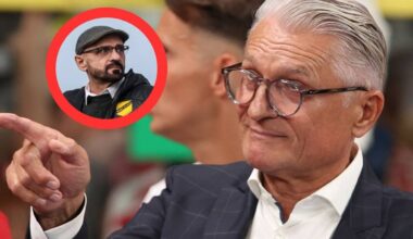 Zbliżenie na twarz starszego mężczyzny w okularach, wskazującego palcem w lewo. W lewym górnym rogu, w czerwonym okręgu, mniejszy obrazek przedstawiający mężczyznę w czapce i okularach.