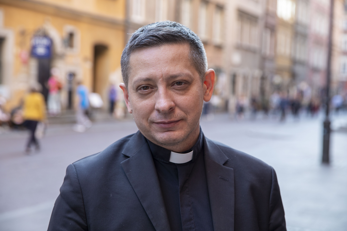 Naruszenie przestrzeni sakralnej w parafii w Secyminie. Jest...