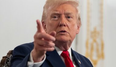 Donald Trump ostrzega przed lotami nad jednym krajem. Robi się groźnie