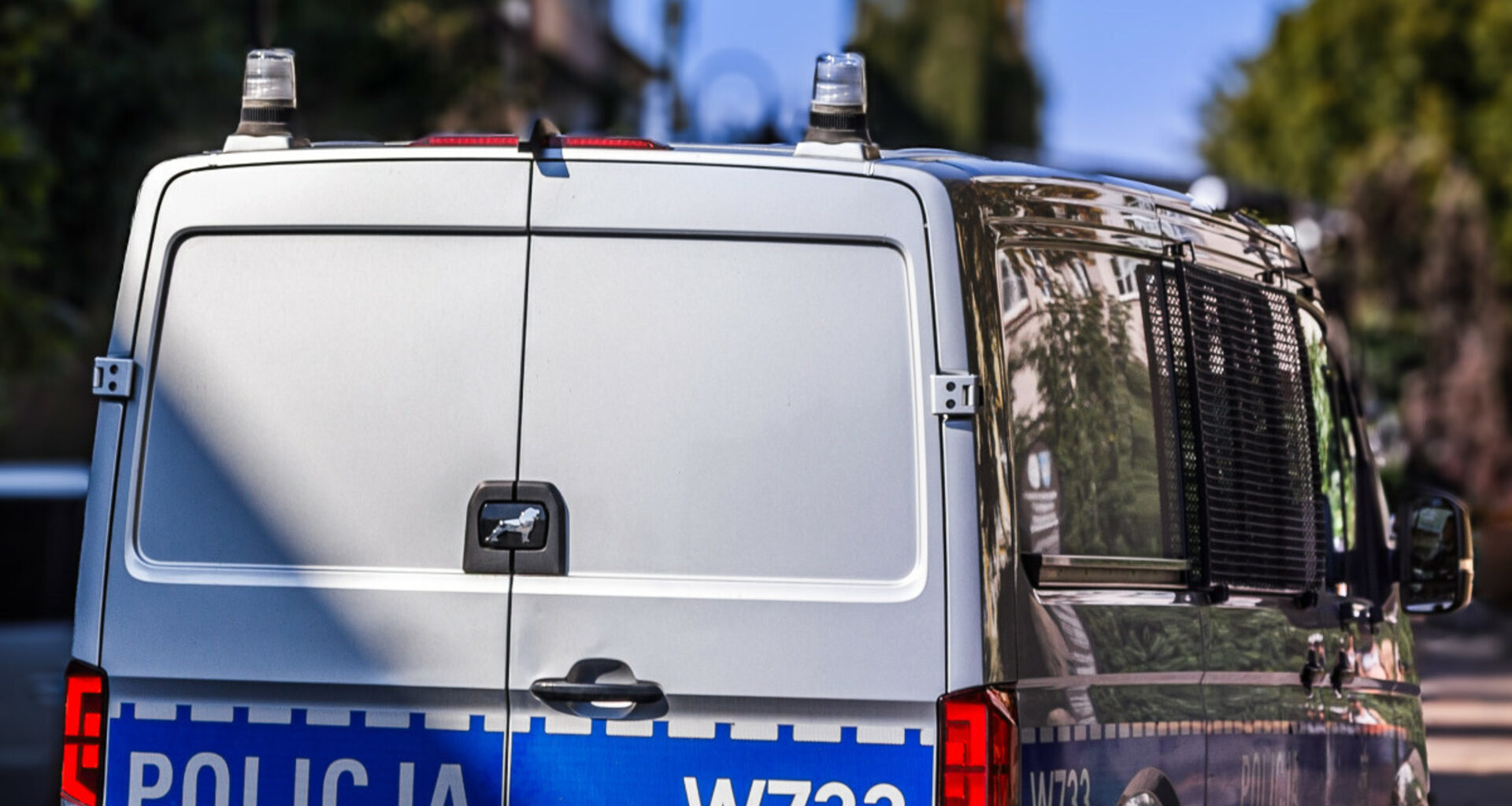 48-latek postrzelił policjantów podczas zatrzymania. Znaleziono u niego cały arsenał