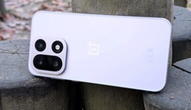 Test smartfona OnePlus 15 - premierowa recenzja ultrawydajnego flagowca z potężną baterią 7300 mAh