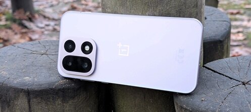 Test smartfona OnePlus 15 - premierowa recenzja ultrawydajnego flagowca z potężną baterią 7300 mAh