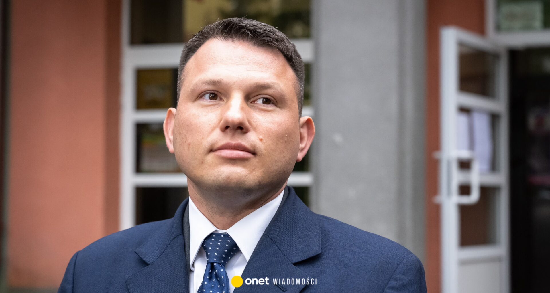 Sławomir Mentzen zostanie ukarany za podpalenie racy? Policja skierowała wniosek