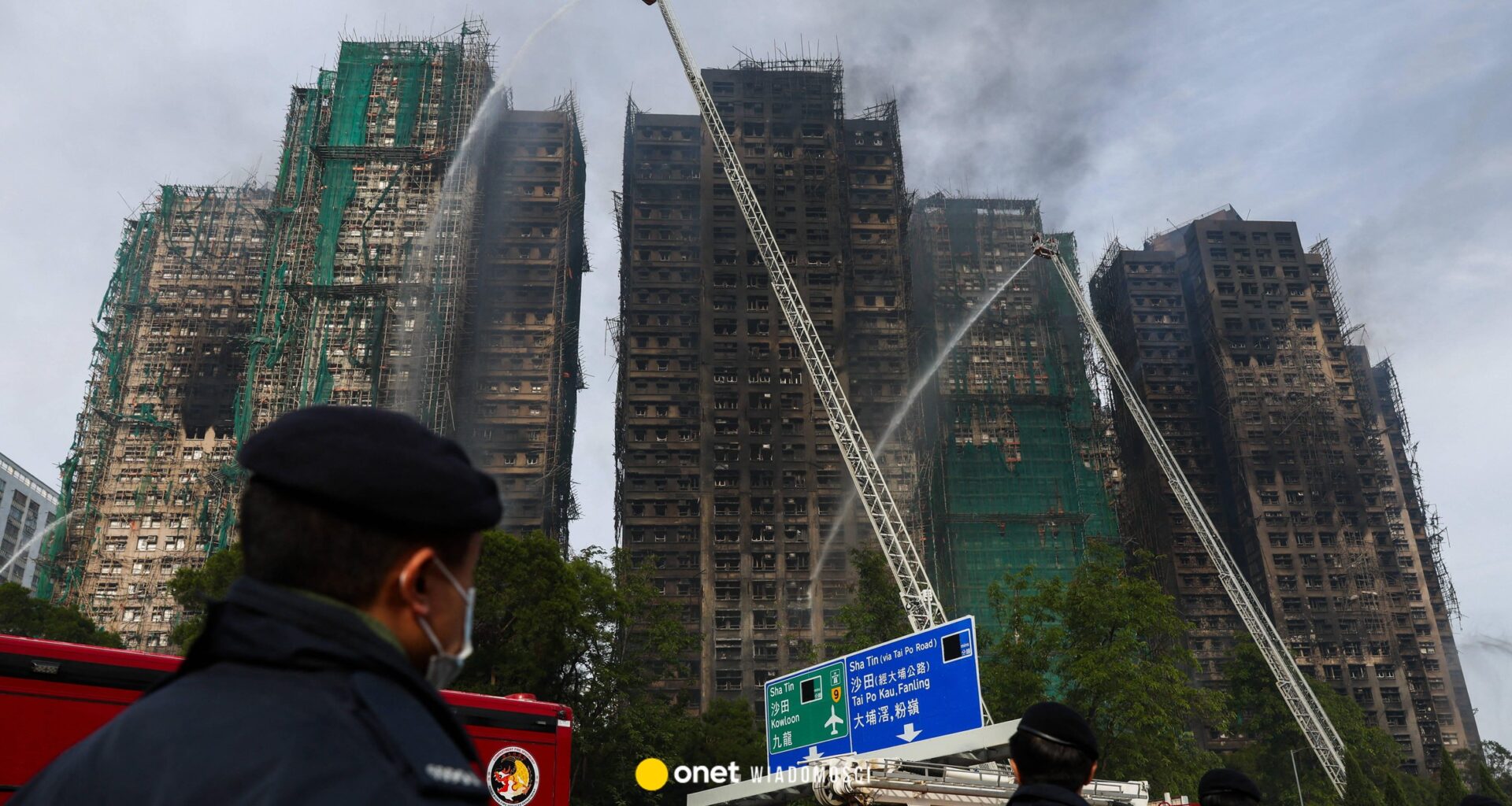 Ocalał w pożarze w Hongkongu. Wiadomo, jak udało mu się przetrwać