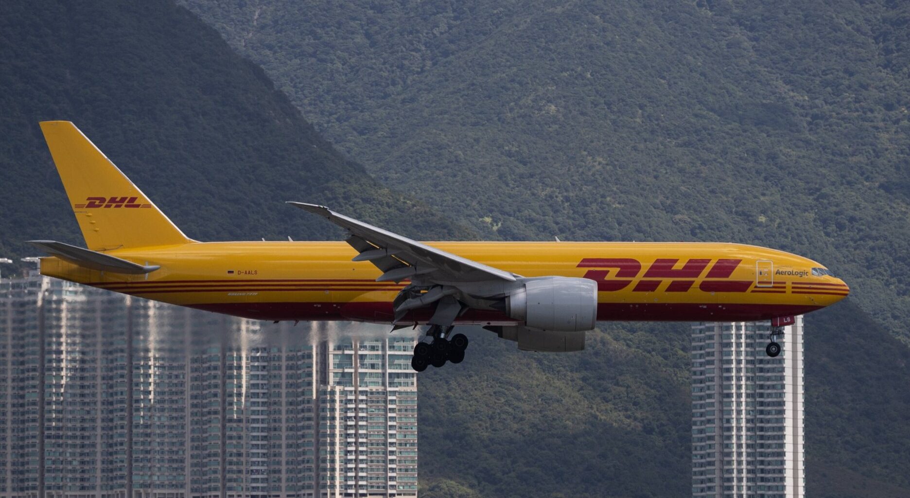 Samolot DHL