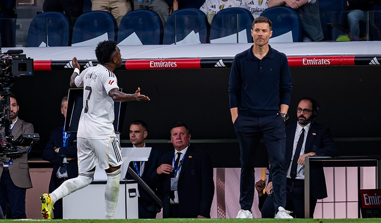 „Gdy zabrakło kary dla Viníciusa, piłkarze wyczuli utratę autorytetu ze strony trenera”