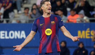 Fatalne wieści dla Lewandowskiego. Gwiazdor rozważa transfer do Barcelony