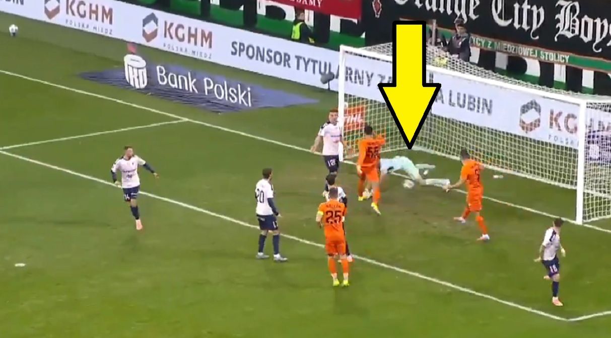 Dziurawe ręce. Co za błąd bramkarza Górnika