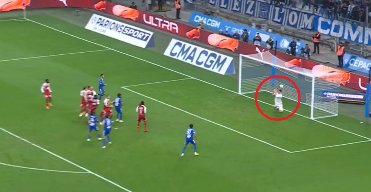 Co on zrobił?! Koszmarny błąd polskiego bramkarza