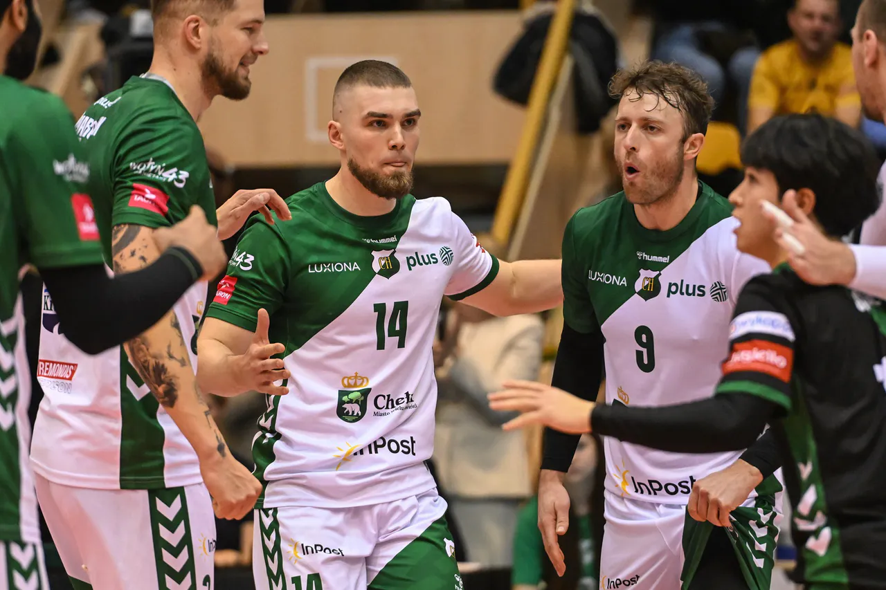 Niespodzianka w Chełmie. Beniaminek nie dał szans - SportoweFakty