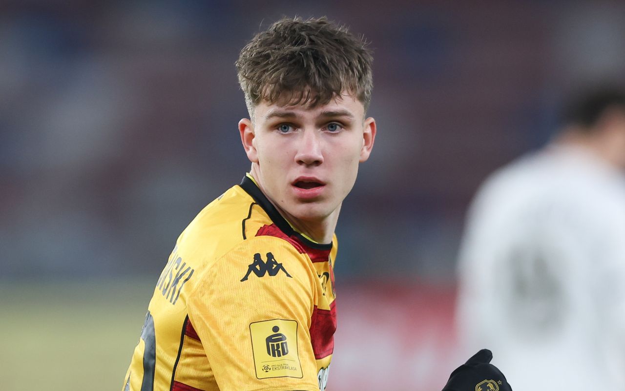 Polski piłkarz rozchwytywany. 17-latka chcą potęgi