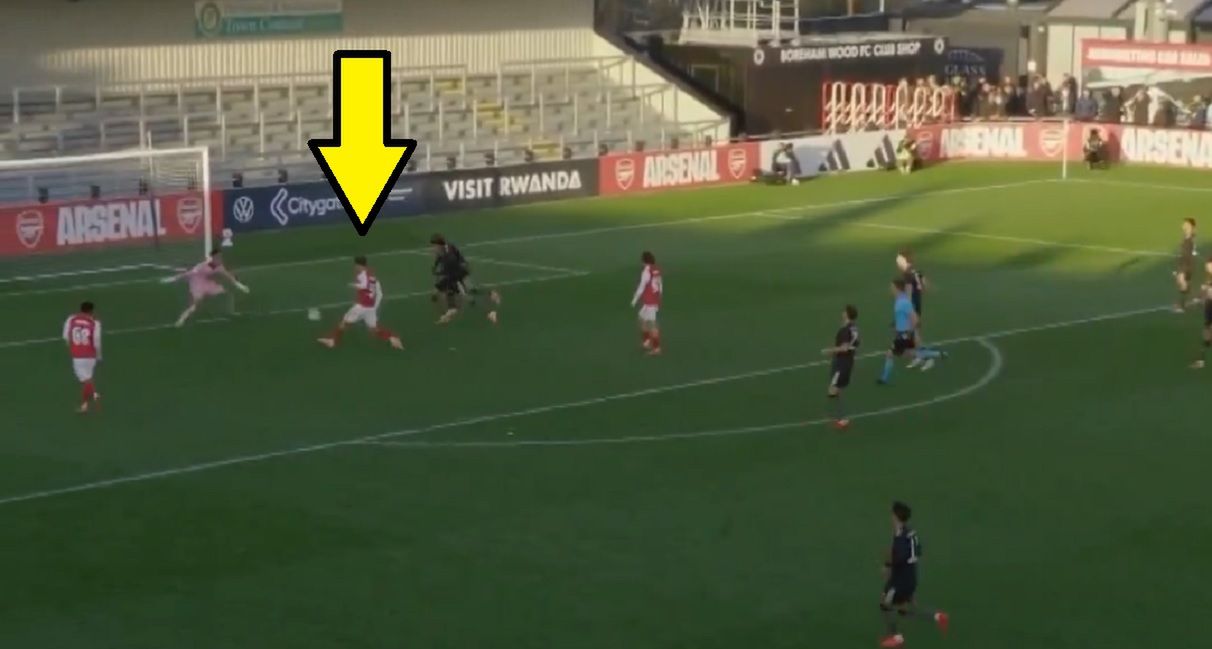 Nieprawdopodobna akcja 15-latka. Tego gola można oglądać w nieskończoność