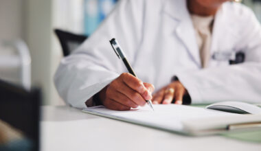 Rośnie ilość zwolnień lekarskich z kodem „C”. ZUS ujawnia niepokojące dane :: RMF FM