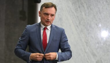 Jarosław Kaczyński wysłał sygnał Zbigniewowi Ziobrze? "Tajemnica poliszynela"