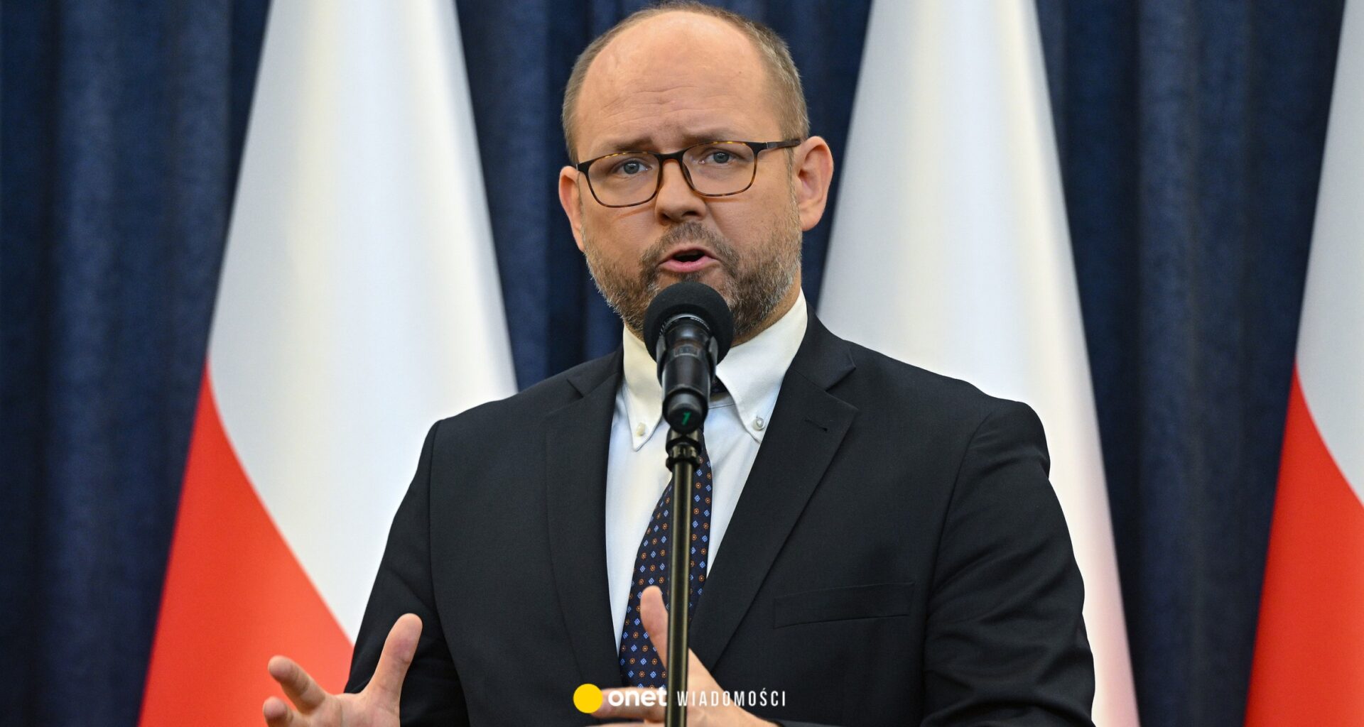Prezydencki minister ostro odpowiada na wystąpienie Radosława Sikorskiego. "Na twarzy Putina pojawił się uśmiech"