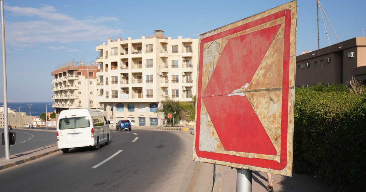 Tragedia w Egipcie. Autokar z turystami zderzył się z ciężarówką