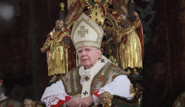 Abp Jędraszewski grzmi na Wawelu o 14 proc. Polaków, którzy nienawidzą Polski. I zapowiada "superpaństwo"