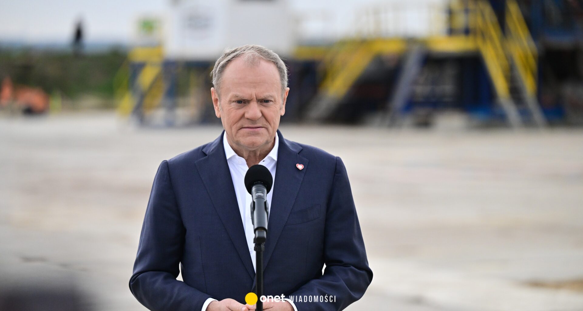 Donald Tusk ostro o Karolu Nawrockim. "Czuje się gwałcicielem konstytucji"