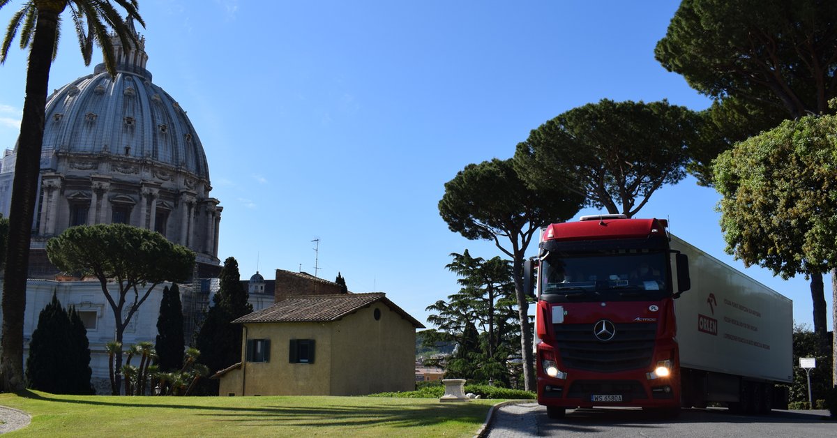Papież poprosił Polskę o pomoc przy koronawirusie. Ambasador przesłuchany