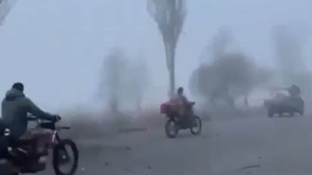 „Talibowie wjeżdżają do Pokrowska”. Łady, Buchanki i motocykle podbijają Donbas