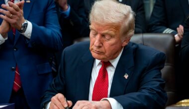 Koniec shutdownu w USA. Donald Trump podpisał ustawę - Onet