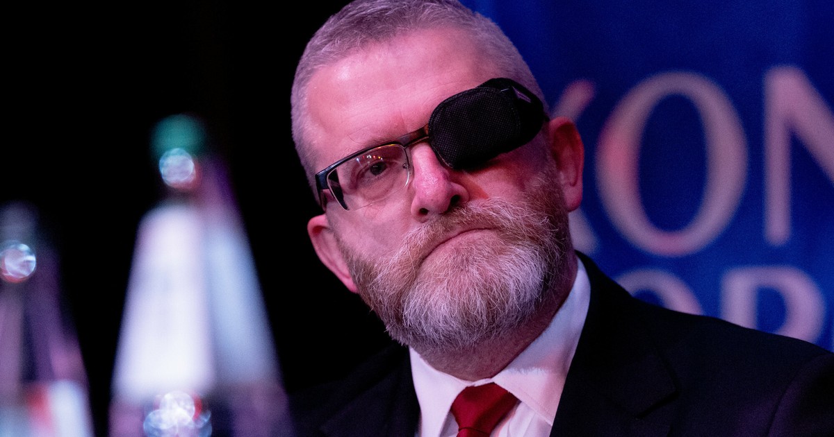 Grzegorz Braun zyskuje poparcie. Tylu Polaków chciałoby go w rządzie [SONDAŻ]