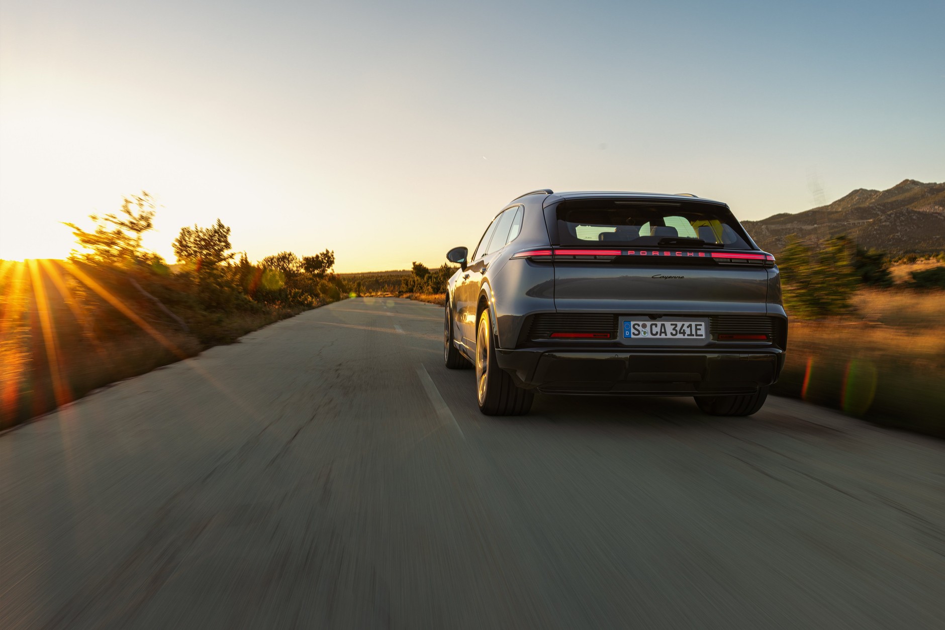 Porsche Cayenne Turbo Electric 2025