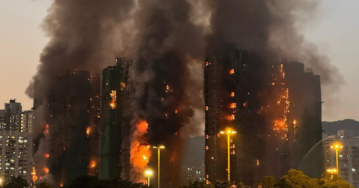 Ogromny pożar wieżowców w Hongkongu. Są ofiary śmiertelne - Onet