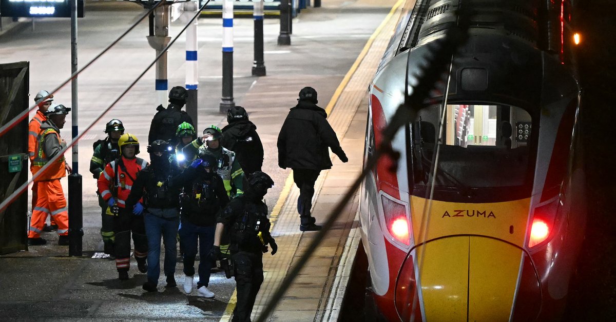 Atak nożowników w brytyjskim pociągu. Nowe informacje - Onet