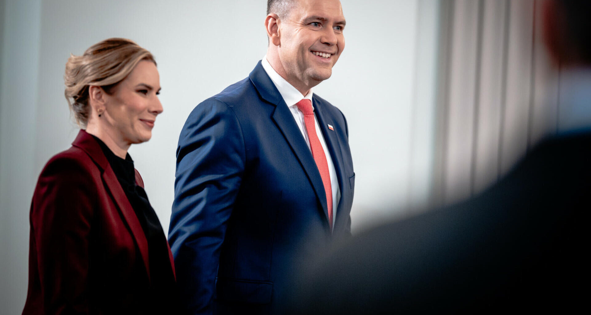 Co powinna zmienić Marta Nawrocka? "Prawica nie przepada za wizerunkiem kobiety w spodniach"