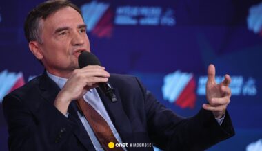 Co dalej z paszportem Zbigniewa Ziobry? Procedura może się przedłużyć