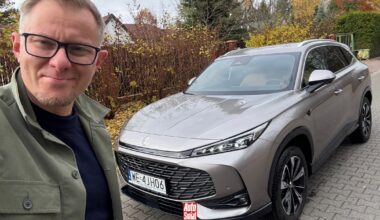 Jeździłem hybrydową wersją najpopularniejszego w Polsce chińskiego SUV-a. Fajny napęd, ale są i wpadki