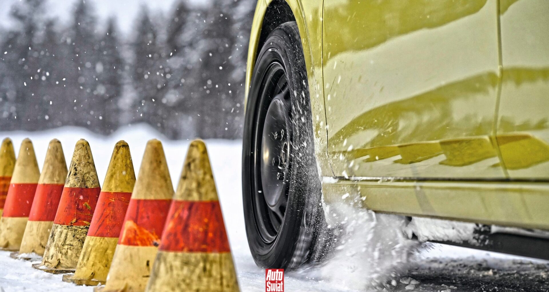 Co się stanie, jak w samochodzie założy się opony na odwrót? Wyniki testu zdziwiły