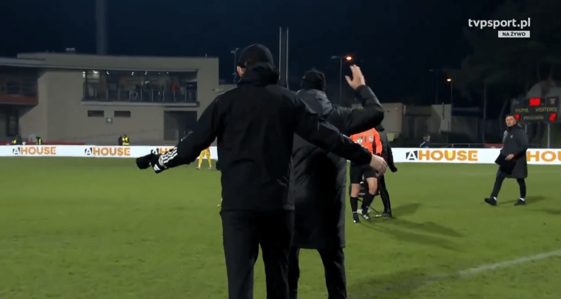 Šimundža spiął się ze Stokowcem. "Trzeba zachować klasę"