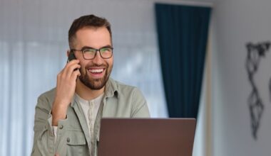 Ten flagowy smartfon kosztuje 900 zł taniej z okazji Black Friday! To jeden z topowych telefonów 2025 roku