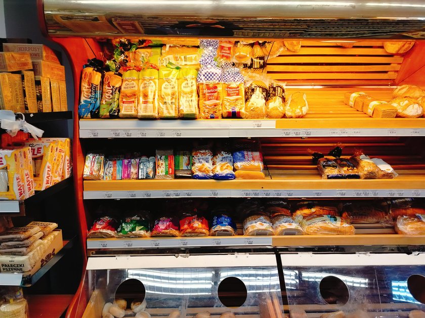 Rzuciliśmy też okiem na półki z pieczywem.
