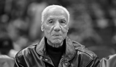 Jelena Rybakina ogłasza tuż po WTA Finals. Mierzy się z dużym problemem