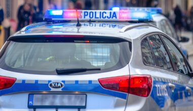 tragiczny drift na ulicy Ugory. Kierowca bmw zmarł w szpitalu