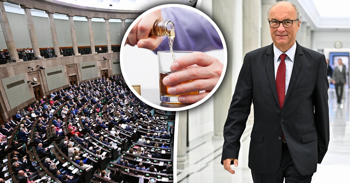 Czarzasty wprowadza zakaz alkoholu. W Sejmie zawrzało. "To są jakieś żarty"