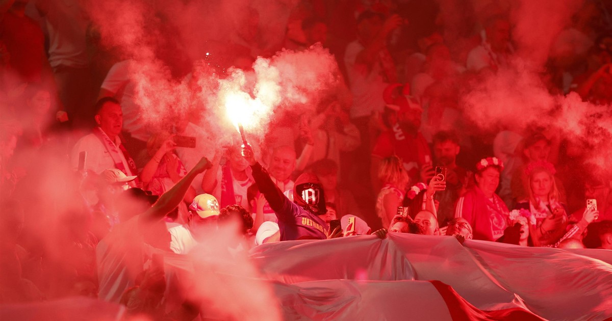 Zrobili to z premedytacją! Podczas meczu z Malta pojawiła się sektorówka. Kibice uderzyli w PZPN