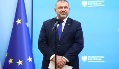 Ile kosztuje funt? Kurs funta do złotego PLN/GBP 26.11.2025