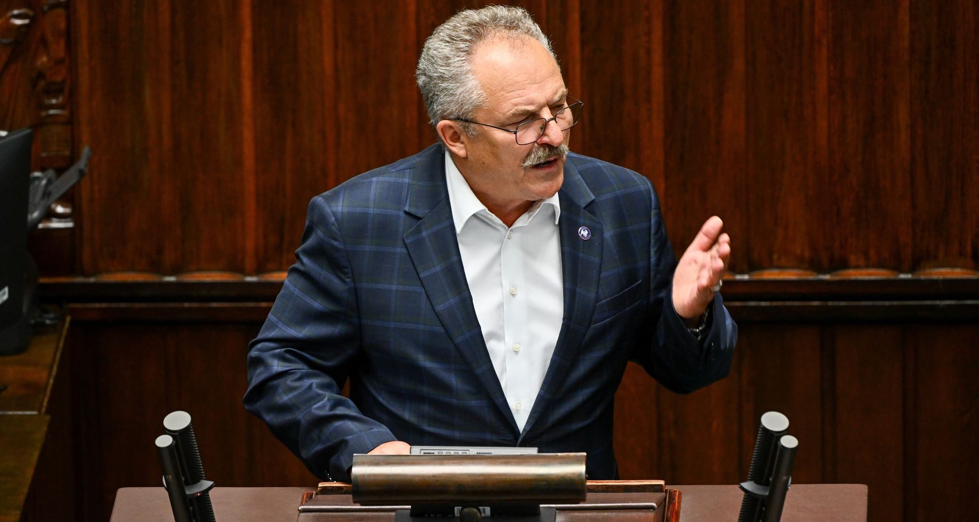 Przekaz z Kremla: podatki to wina Zachodu. Zakaz wspominania o Putinie