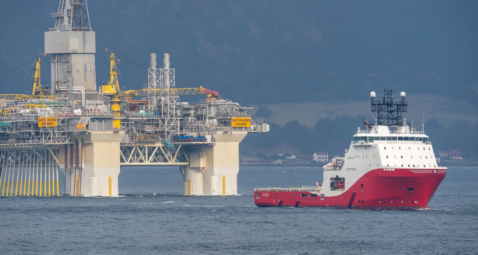 Rząd i wojsko wzywają Polaków do czujności. Udostępnią specjalną aplikację