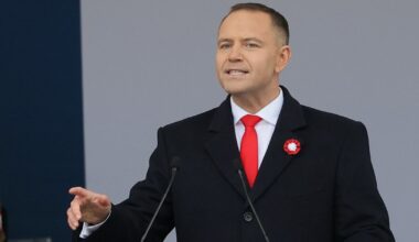 Karol Nawrocki podczas obchodów 11 listopada o gospodarce: Nie stać nas na CPK? - Business Insider Polska