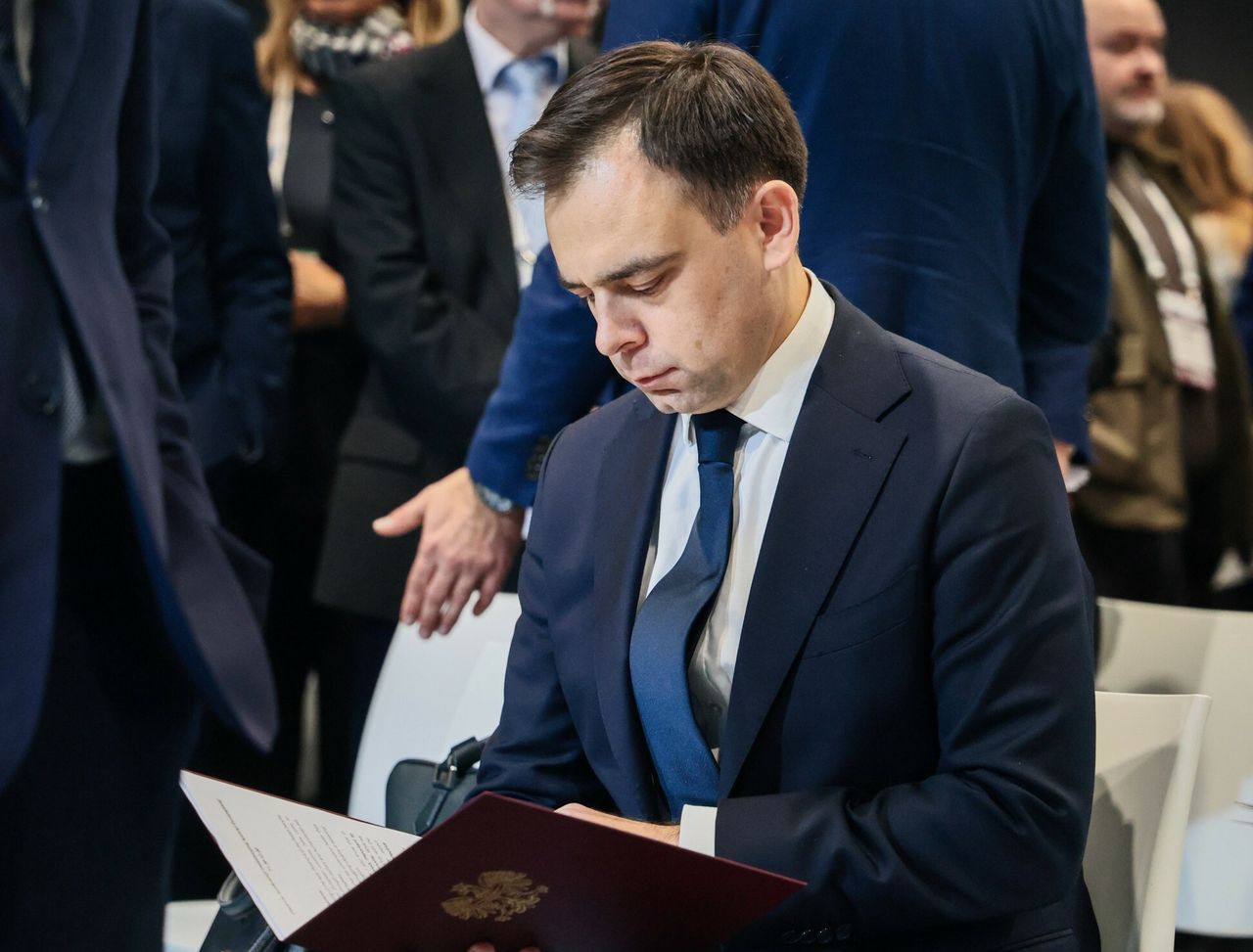 48 tys. zł pensji dla lekarza? Tak zareagował minister