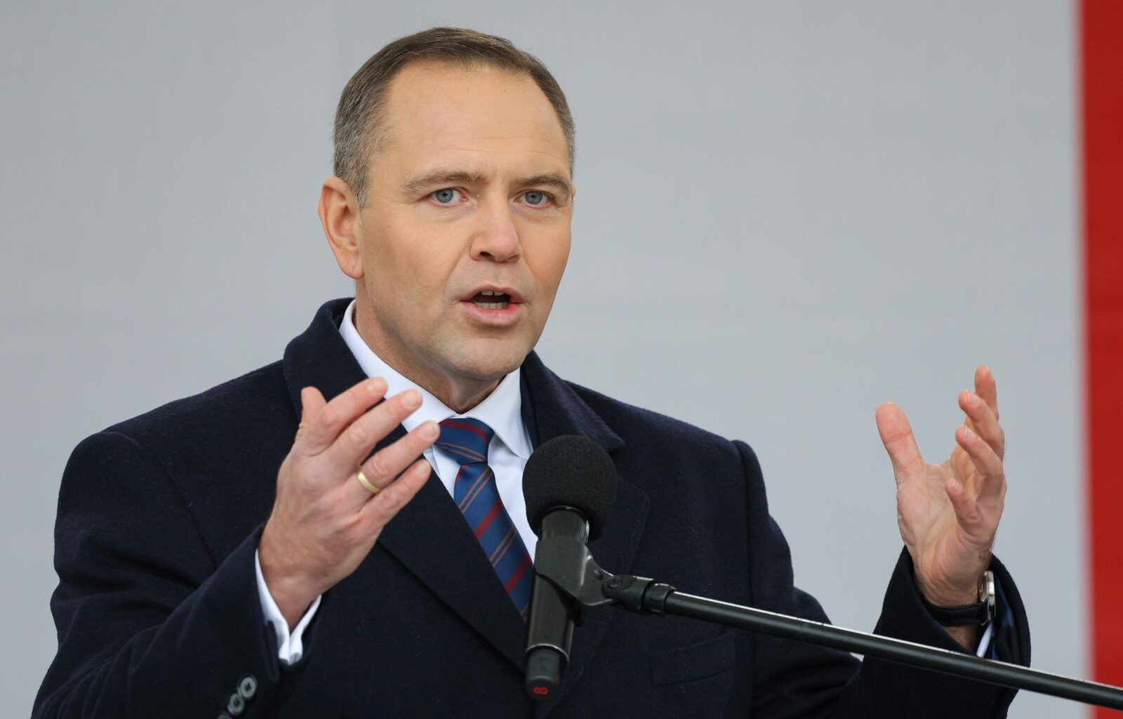 Tragedia na Kujawach. Śmierć czteroletniej dziewczynki w wypadku