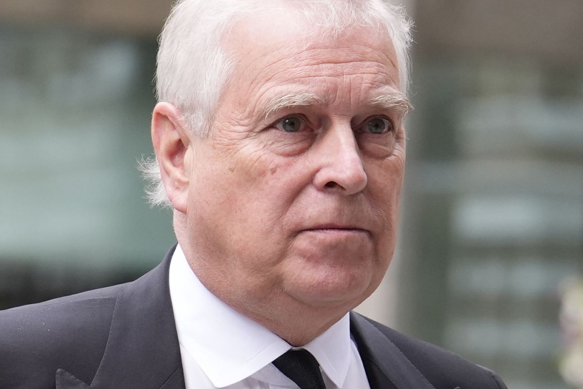 Książę William zdjął buty i wszedł na plażę. "Nie zapomnę tego widoku"